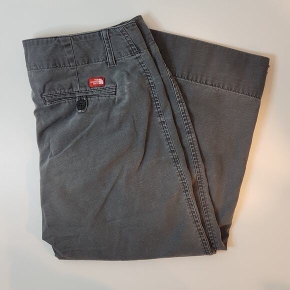 The North Face Capri Pants 100% Cotton Women's Sz 8 Regular Gray NICE! - Picture 1 of 13